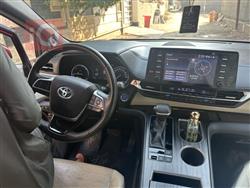 تۆیۆتا سیانا